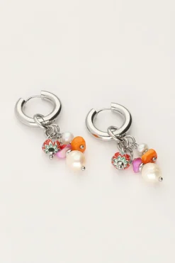 Art Boucles D'oreilles Avec Différentes Perles