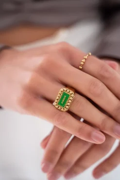 Bague Bold Spirit Avec Charm « Amour » Vert