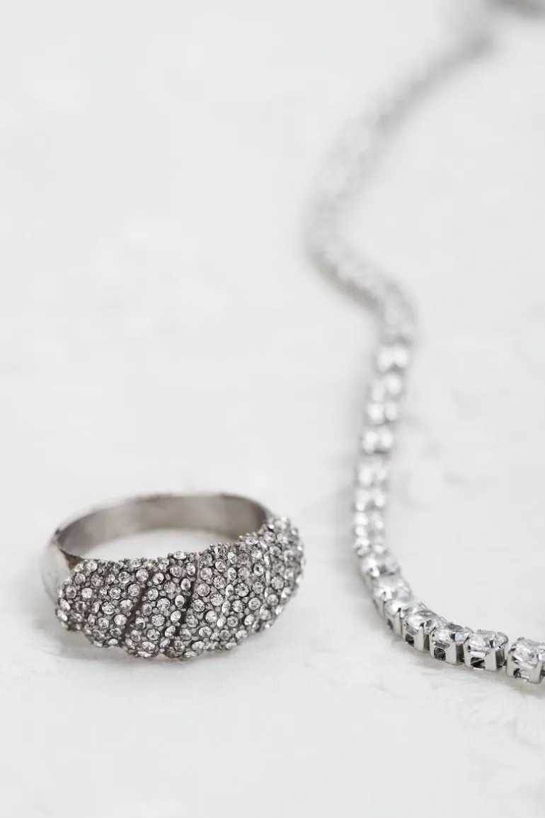 Bague Starmood Avec Pierres Transparentes