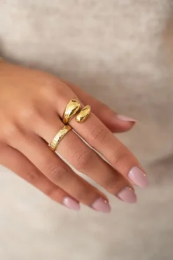 Bague Torsadé Et Bombée