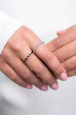 Bague Torsadée Noire