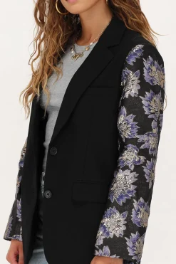 Blazer Noir Avec Manches En Jacquard