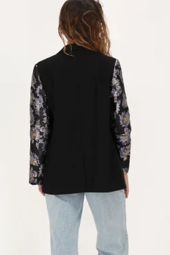 Blazer Noir Avec Manches En Jacquard