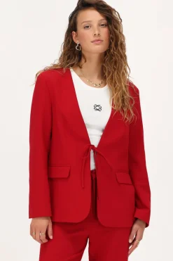 Blazer Rouge Avec Noeud