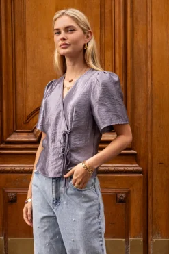 Blouse Grise Satinée Et Nœuds