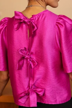 Blouse Rose Avec Manches Plissées Et Nœuds