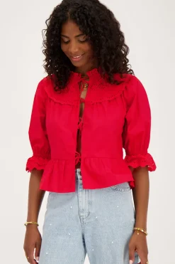 Blouse Rouge Avec Nœuds Et Broderies