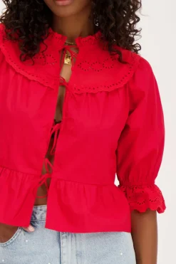 Blouse Rouge Avec Nœuds Et Broderies
