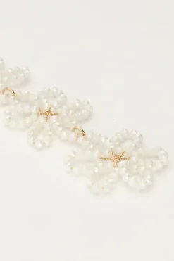 Boucles D'oreilles Avec 3 Fleurs Blanches
