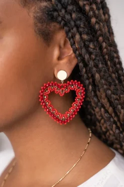 Boucles D'oreilles Avec Cœur En Perles Rouges