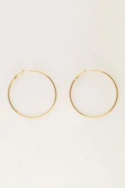 Boucles D'oreilles Moyennes Et Fines