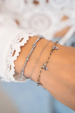Bracelet En Perles Avec Cœurs