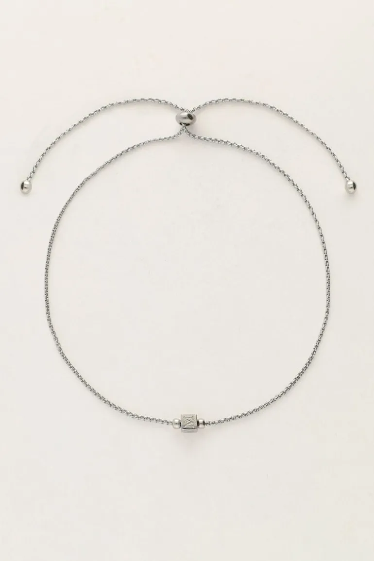 Bracelet Minimaliste Avec Cube Initiale