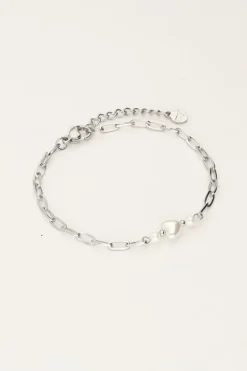 Bracelet Minimaliste Avec Cœur En Perles