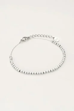 Bracelet Minimaliste Avec Perles Carrées