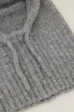 Cagoule Grise En Tricot