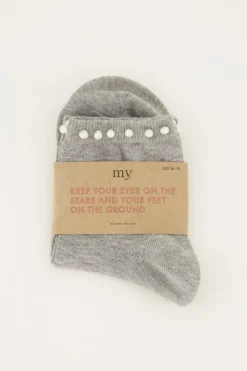 Chaussettes Grises Avec Garniture Perlée