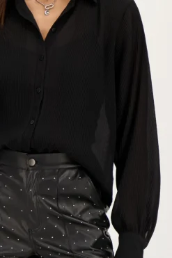 Chemise Noire Plissée Oversize