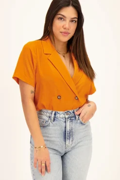 Chemise Orange à Deux Boutons