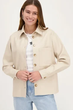Chemise Oversize Beige En Similicuir