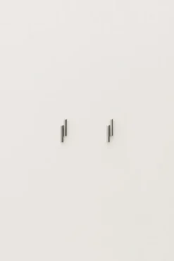 Clous D’oreilles Deux Barres