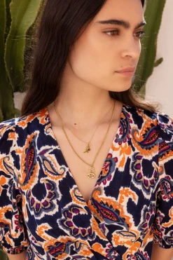 Collier Avec Corail Vert Et étoile
