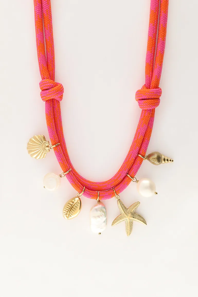 Collier De Corde Rose Avec Breloques En Coquillage