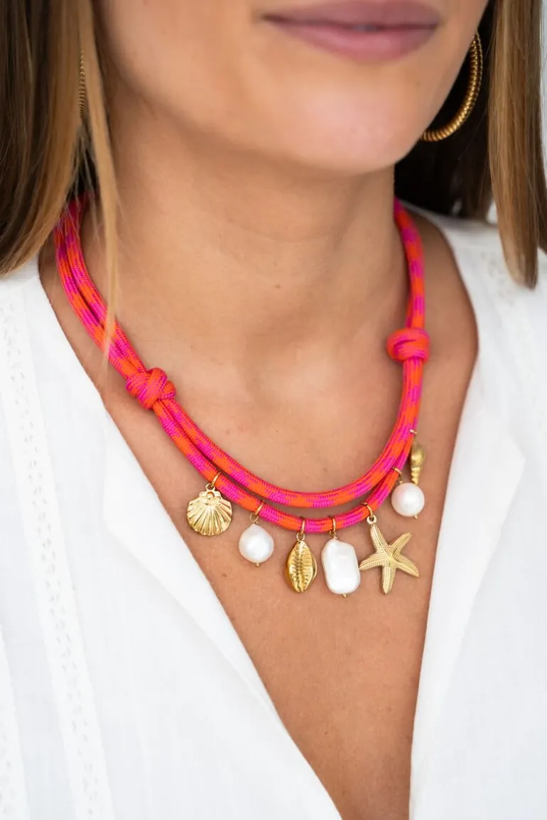 Collier De Corde Rose Avec Breloques En Coquillage
