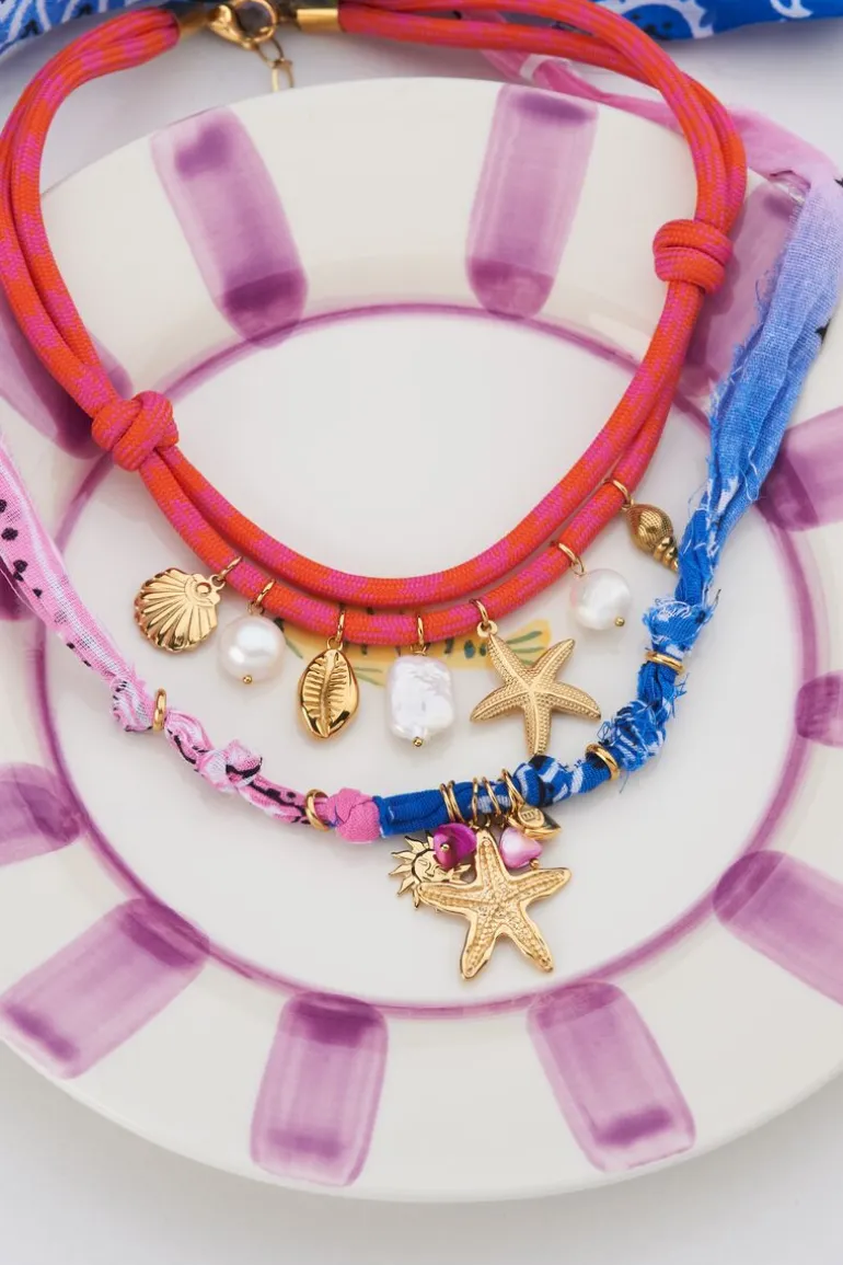 Collier De Corde Rose Avec Breloques En Coquillage