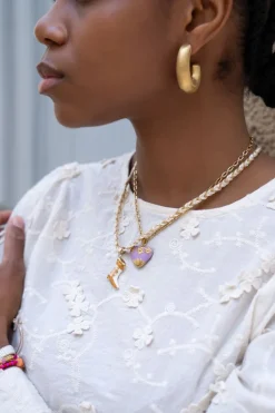 Collier En Cordon Blanc Avec Botte Western