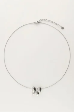 Collier Fin Avec Noeud