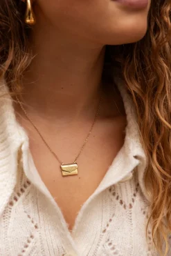 Collier Minimaliste Avec Enveloppe