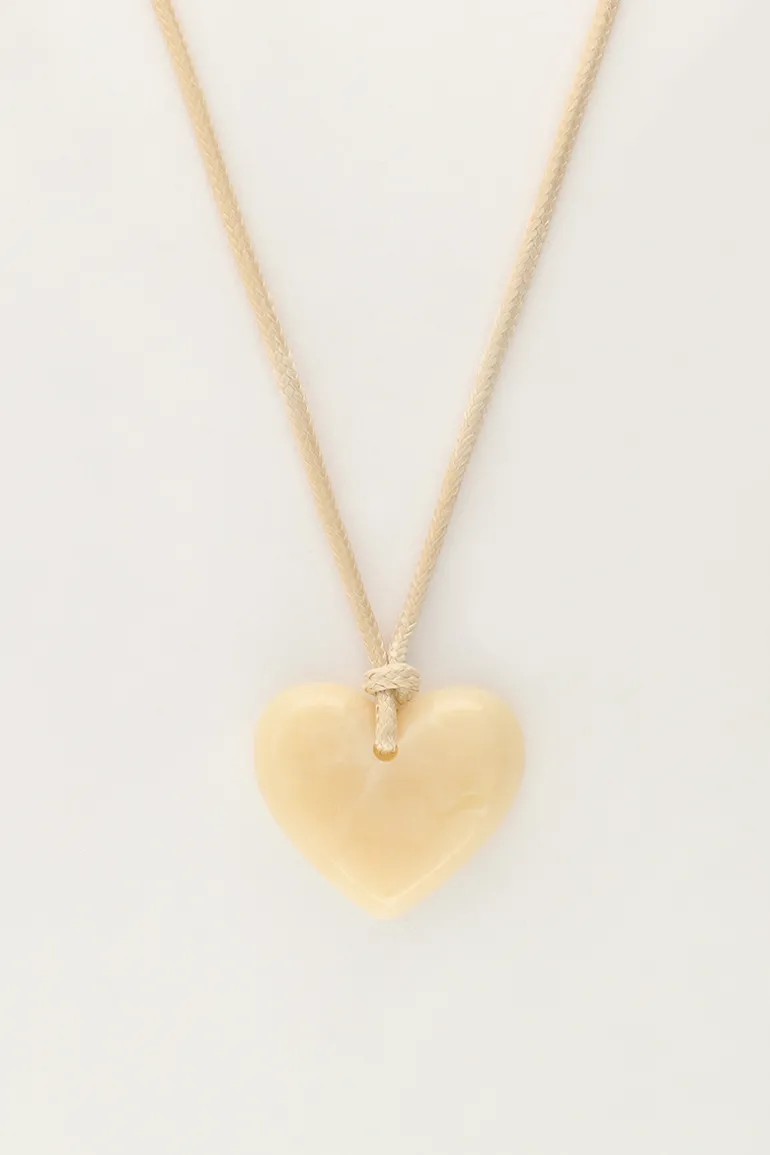 Collier Océan En Corde Avec Coeur Beige
