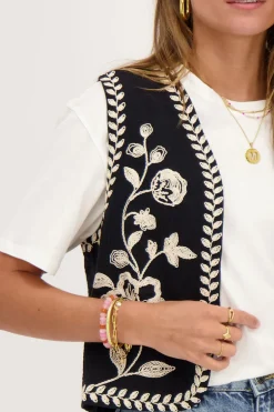 Gilet Noir Avec Broderie Crème