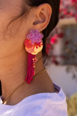 Island Boucles D'oreilles Avec Fleurs Et Brins Roses