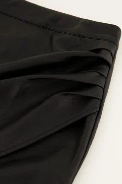 Jupe Plissée Noire En Simili-cuir
