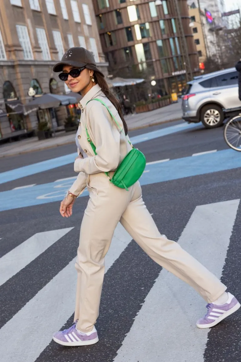 Pantalon Ample Beige En Similicuir