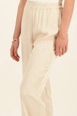Pantalon Beige En Jacquard Effet Satin