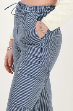 Pantalon Cargo Large à Rayures Bleues