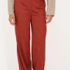Pantalon Rouge Aspect Satiné Jaquard