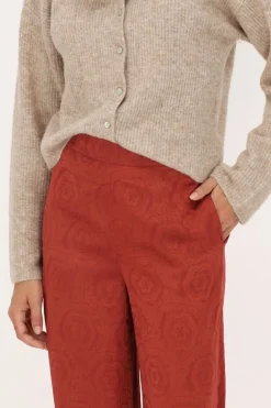 Pantalon Rouge Aspect Satiné Jaquard