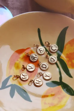Pendentif Lettre Moments