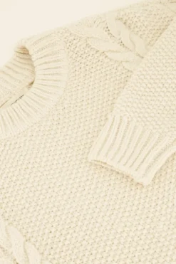 Pull Beige En Maille Tressée