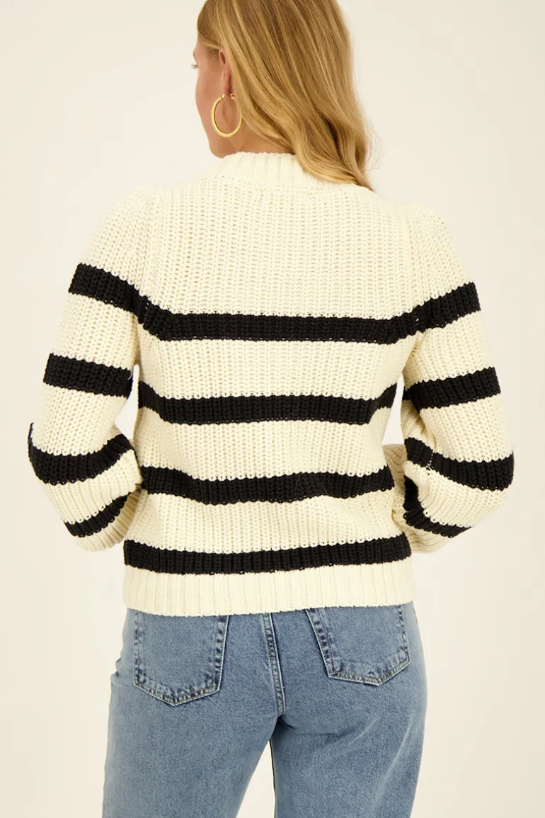 Pull Blanc En Maille à Rayures Noires