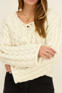 Pull Blanc En Maille Torsadée Avec Cordon