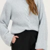 Pull Bleu Clair à Manches Retroussées