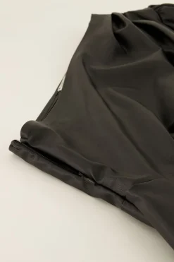 Robe Asymétrique En Similicuir Noir