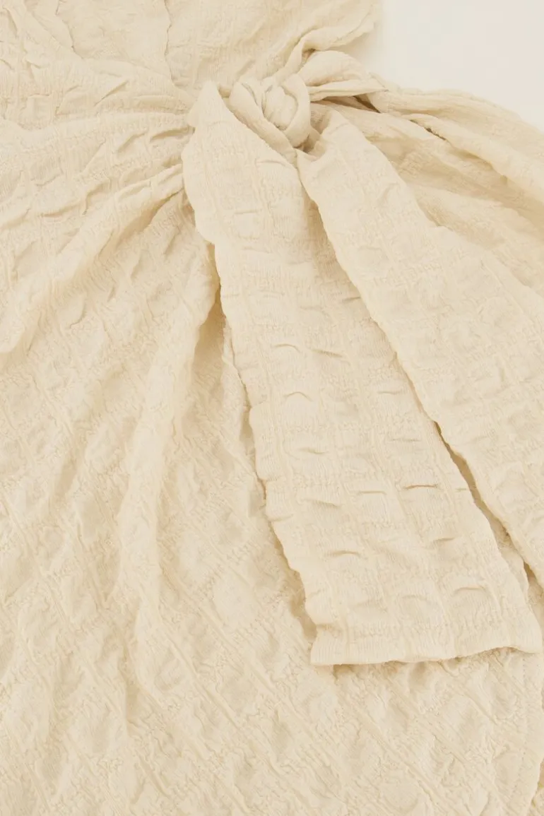 Robe Beige Structurée