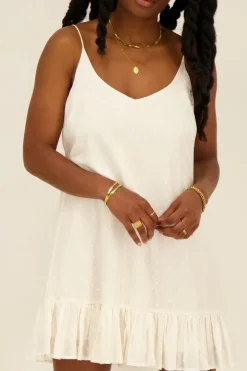 Robe Blanche à Fines Bretelles