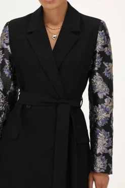 Robe Blazer Noire Avec Manches En Jacquard